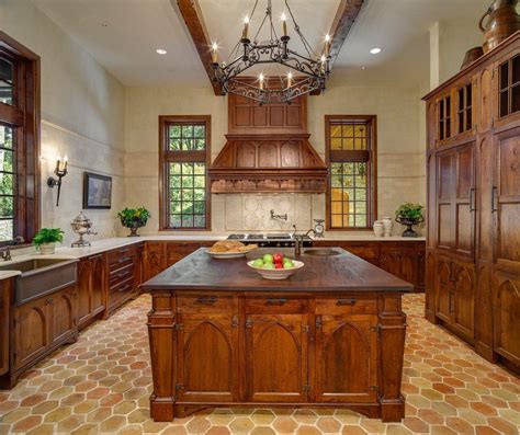 tudor kitchens|tudor kitchen ideas.